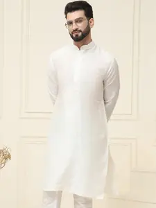 SOJANYA Men Off-White Solid Straight Kurta