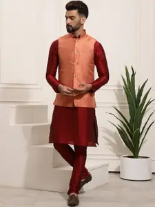 SOJANYA Men Grey Solid Kurta Set & Nehru Jacket