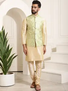 SOJANYA Men Gold-Toned & Green Solid Kurta Set & Nehru Jacket