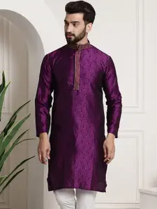 SOJANYA Men Purple Embroidered Straight Kurta