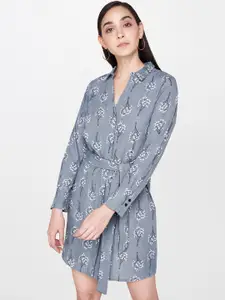 AND Women Blue & White Floral Printed Shirt Dress