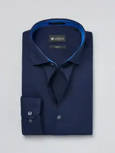 INVICTUS Navy Slim Fit Formal Shirt