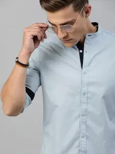 Roadster Men Blue Regular Fit Solid Casual Shirt