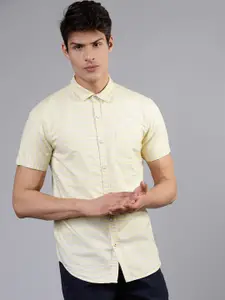 LOCOMOTIVE Men Yellow & White Slim Fit Striped Casual Shirt