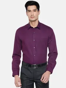 Turtle Men Purple Relaxed Slim Fit Solid Formal Shirt