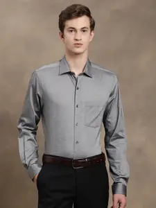 Turtle Men Grey Slim Fit Solid Formal Shirt