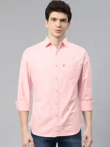 Levis Men Pink Slim Fit Solid Casual Shirt
