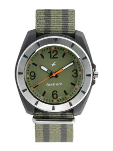 Fastrack Men Green Analogue Watch 9298PV09