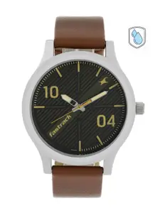 Fastrack Men Olive Green & Black Printed Analogue Watch 38051SL02