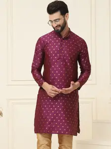 SOJANYA Men Burgundy Woven Design Straight Kurta