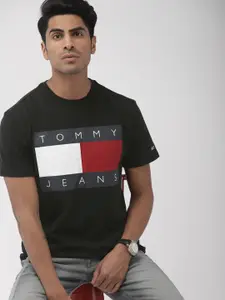 Tommy Hilfiger Men Black & White Printed Round Neck T-shirt