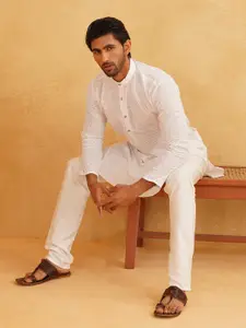 SOJANYA Men White Embroidered Kurta with Churidar