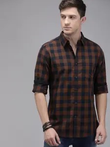 Roadster Men Brown & Navy Blue Regular Fit Checked Sustainable Casual Shirt