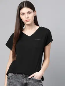 Roadster Women Black Solid V-Neck Top
