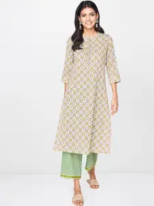Global Desi Women Off-White & Green Printed Straight Kurta