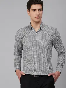 DENNISON Men Black & White Comfort Regular Fit Checked Formal Shirt