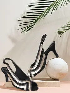 Metro Women Black & Gold-Toned Textured Peep Toes