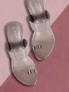 Metro Women Grey Solid Heels
