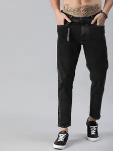 Roadster Men Black Carrot Fit Mid-Rise Clean Look Stretchable Jeans