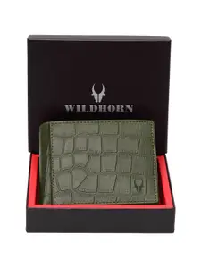 WildHorn Men Green Textured RFID Protected Leather Two Fold Wallet