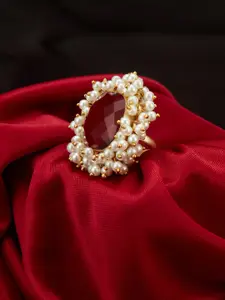 Peora Red & White Gold-Plated Square Studded Adjustable Finger Ring