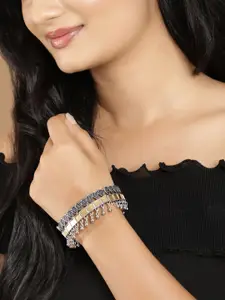 Rubans Women Silver-Plated Oxidised Elasticated Bracelet