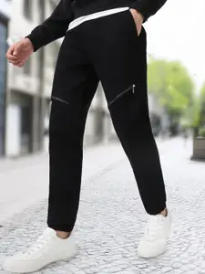 Urbano Fashion Men Black Mid-Rise Stretchable Jogger Jeans