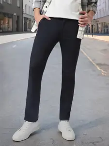 Urbano Fashion Men Navy Blue Slim Fit Solid Chinos