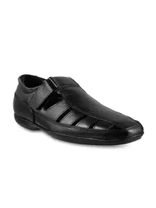 Metro Men Black Leather Sandals