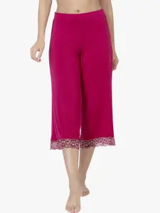 Amante Women Fuchsia Pink Solid Cropped Lounge Pants with Lace Inserts