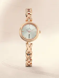 Titan Women Silver-Toned Analogue Watch NM2601WM01