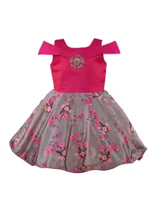 Wish Karo Girls Pink & Grey Printed Fit and Flare Dress