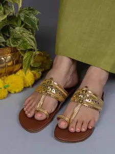 THE MADRAS TRUNK Women Gold-Toned Woven Design Leather One Toe Flats