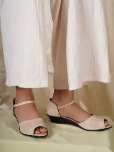 Shezone Women Beige Printed Heels