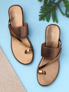 Shezone Women Bronze-Toned Solid One Toe Heels