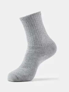 Jockey Men Grey Melange Solid Calf-Length Socks