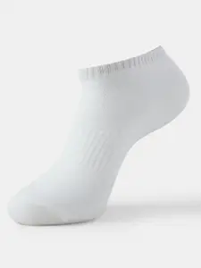 Jockey Men White Solid StayFresh Ankle-Length Socks