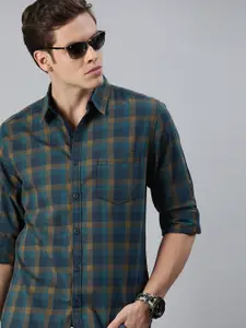 Roadster Men Teal Blue & Mustard Yellow Regular Fit Checked Sustainable Casual Shirt