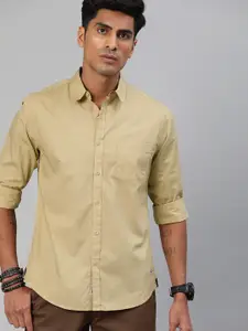 Roadster Men Beige Regular Fit Solid Casual Shirt
