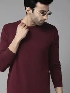 Roadster Men Burgundy Solid Pullover Sweater