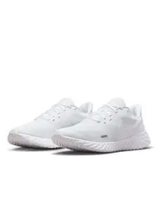 Nike Men White Solid Revolution 5 Road Running Shoes