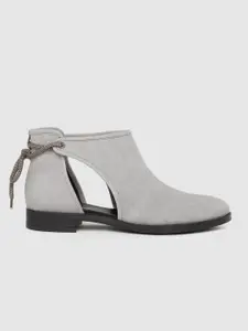 Roadster Women Grey Solid Mid-Top Flat Boots