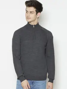 Bruun & Stengade Men Charcoal Solid Pullover Sweater