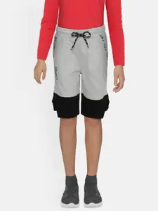 Gini and Jony Boys Grey Melange & Black Colourblocked Regular Fit Stretchable Shorts