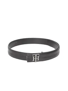 Tommy Hilfiger Men Black Textured Leather Belt