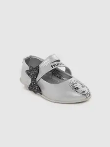 toothless Girls Silver-Toned & Black Frozen Printed Mary Janes
