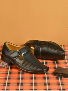 Azzaro Black Men Black Solid Shoe-Style Sandals