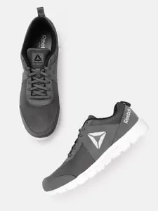 Reebok Men Woven Design TRAVELLAR LP Running Shoes