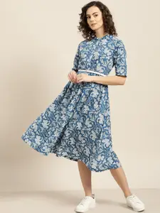 Sangria Women Blue & White Floral Print A-Line Dress with Belt