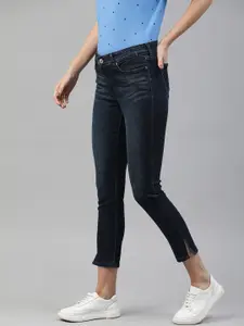 Levis Women Blue 711 Skinny Fit Mid-Rise Clean Look Stretchable Cropped Jeans